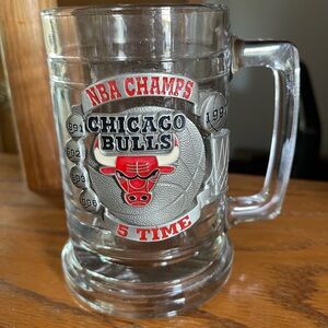 Chicago Bulls NBA Champs Glass Mug